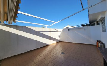 Property slide 10