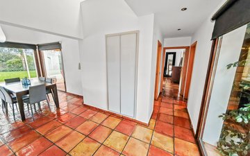 Property slide 18