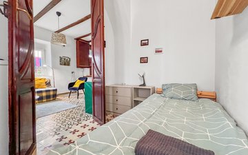 Property slide 29
