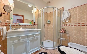 Property slide 35