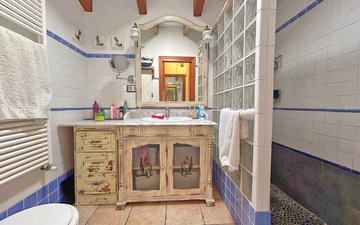 Property slide 24