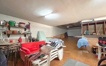 Property slide 39