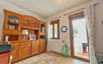 Property slide 34