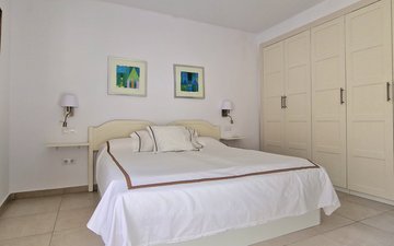 Property slide 17