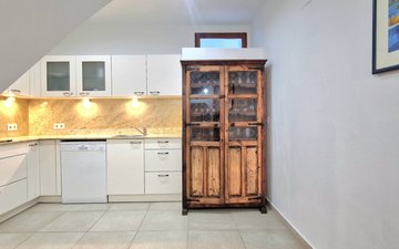 Property slide 14