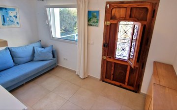 Property slide 33