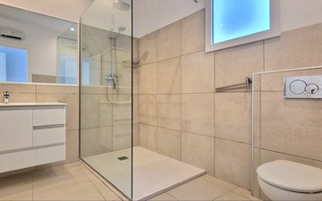 Property slide 19