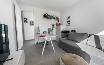 Property slide 20