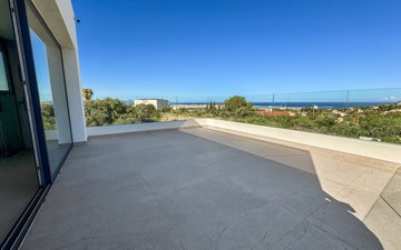 Property slide 30