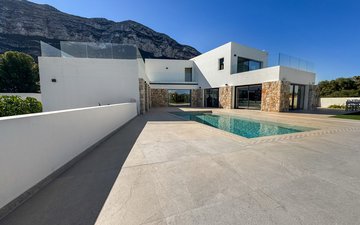 Property slide 40