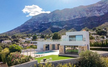 Property slide 51
