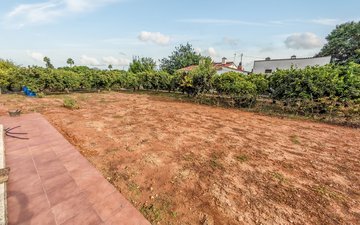 Property slide 20