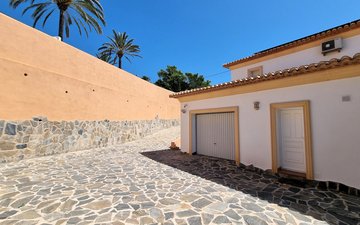 Property slide 38
