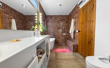 Property slide 25