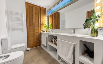 Property slide 24