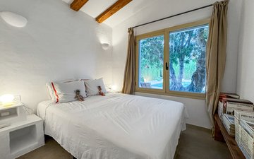 Property slide 23