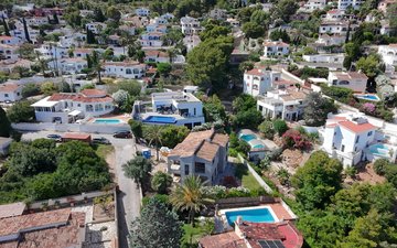 Property slide 16