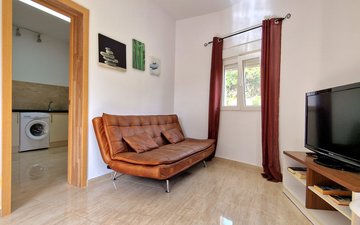 Property slide 22