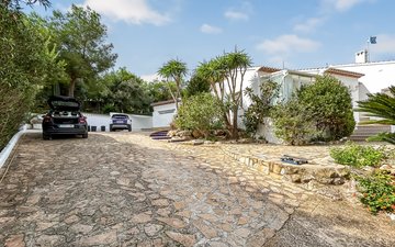 Property slide 21