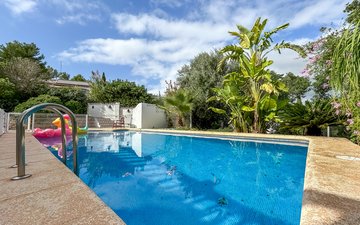 Property slide 20
