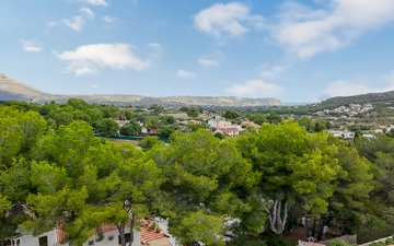Property slide 23