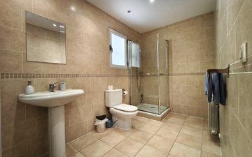 Property slide 19