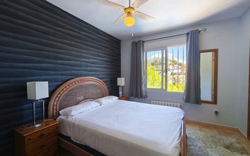 Property slide 14