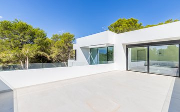 Property slide 22