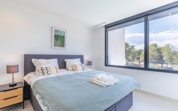 Property slide 20