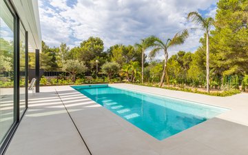 Property slide 31