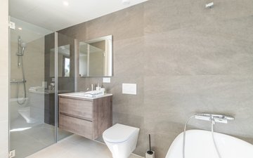 Property slide 28