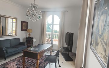 Property slide 11