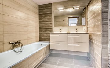 Property slide 18