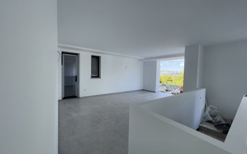 Property slide 22