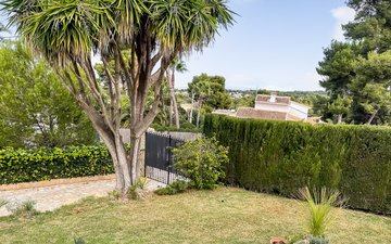 Property slide 21