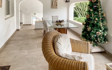 Property slide 17