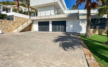 Property slide 25