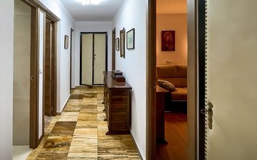 Property slide 38