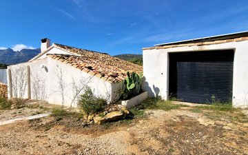 Property slide 32