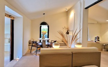 Property slide 14