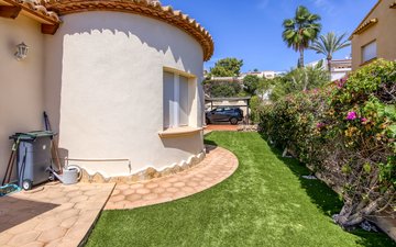 Property slide 7