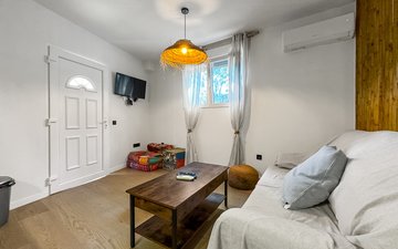 Property slide 25