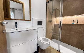 Property slide 22