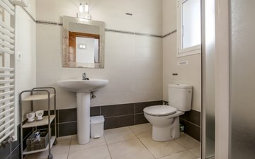 Property slide 20