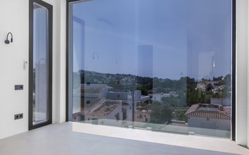 Property slide 10
