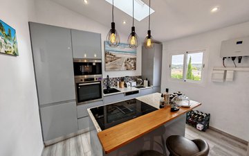 Property slide 14