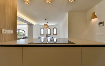 Property slide 17