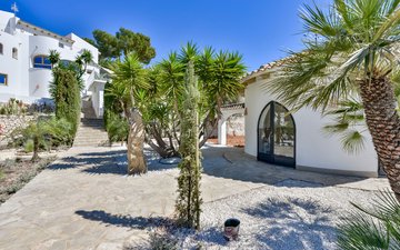 Property slide 34
