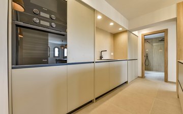 Property slide 18