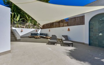Property slide 7